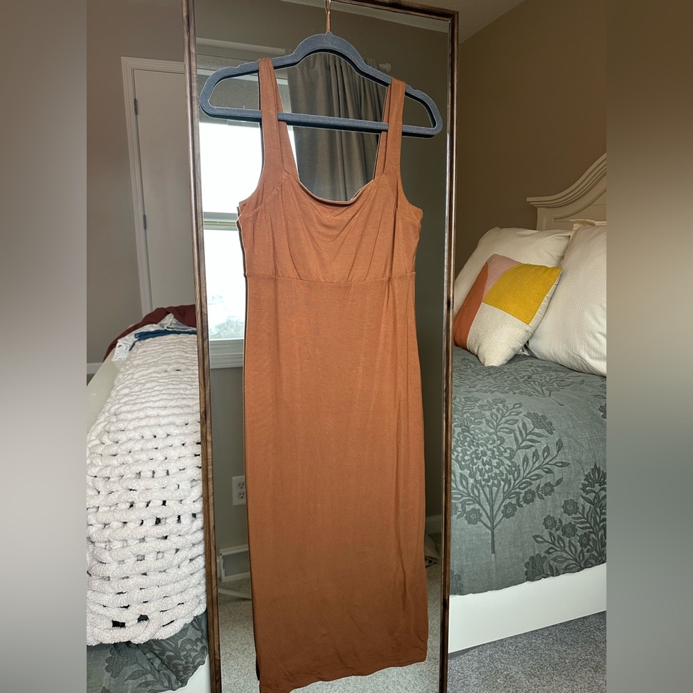 Good American Rust Orange Midi Dress